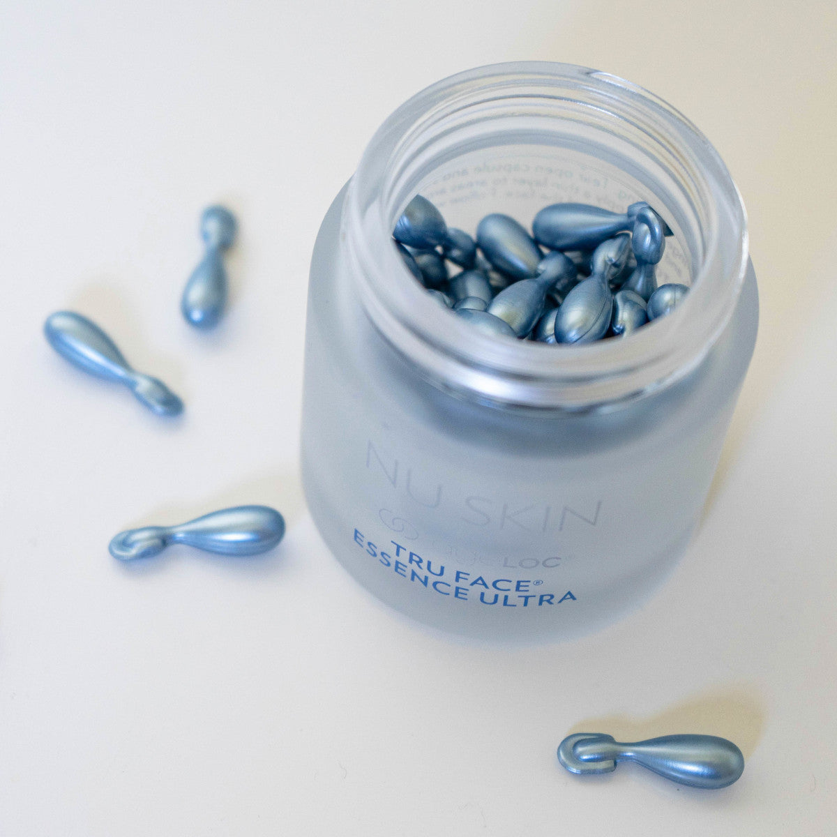 ageLOC® Tru Face® Essence Ultra Serum